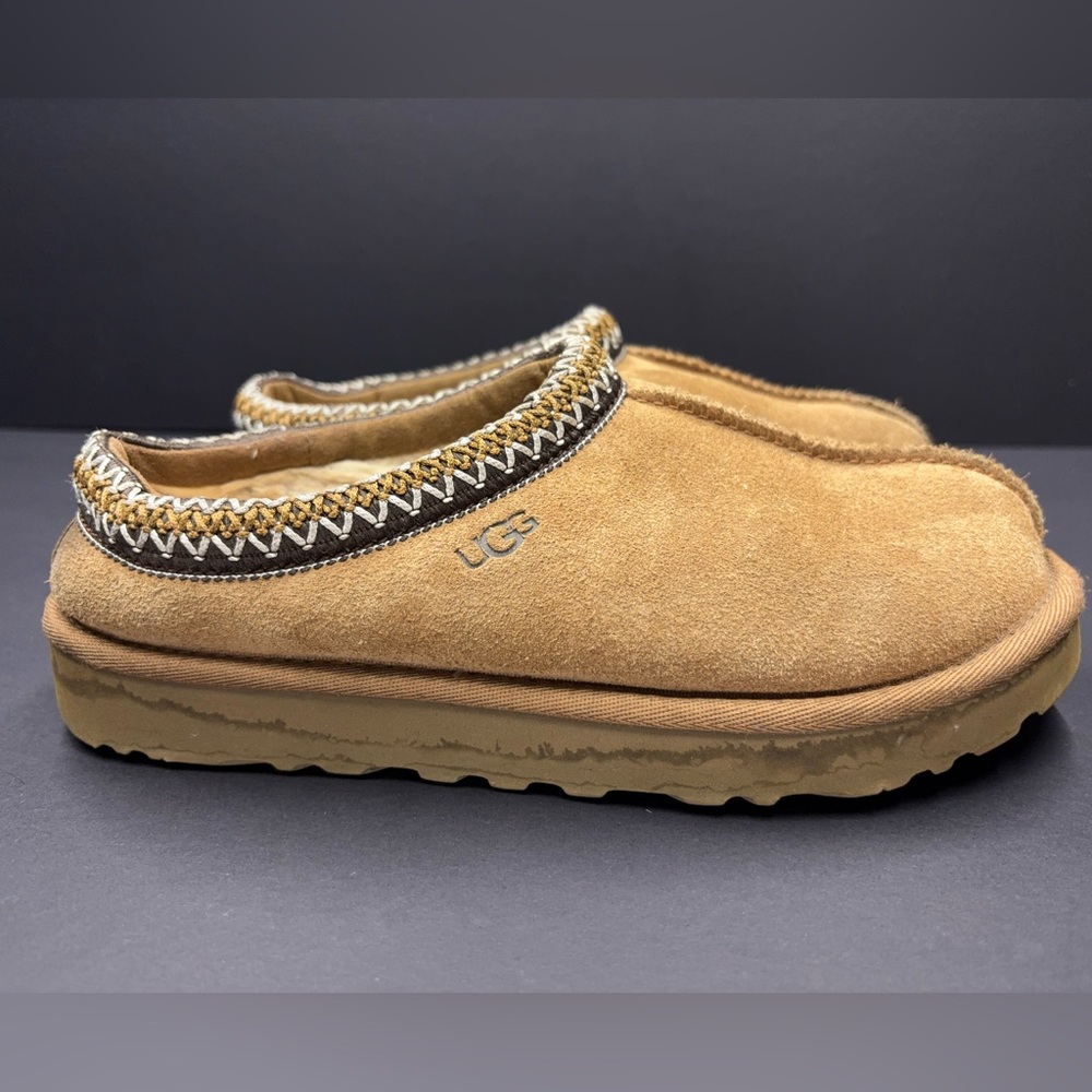 UGG Tasman Slippers Chestnut Suede Shearling Women’s Size 6 Cozy Slip On - Picture 1 of 9